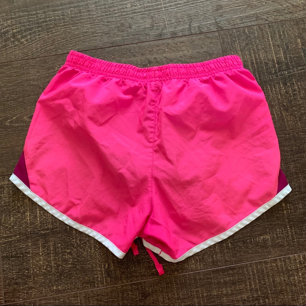 Nike Running Shorts - Picture 2 of 4